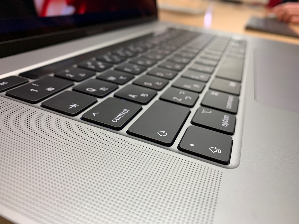 次期MacBookProにAMD製CPU採用はあるのか？考察してみる。